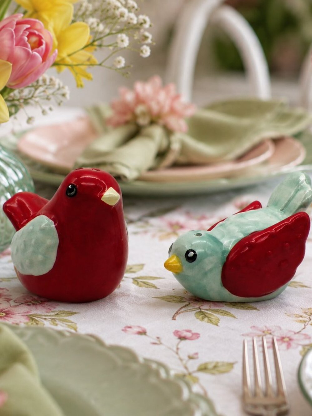 Boston Warehouse Flea Market Birds Ceramic Salt & Pepper Shaker Set Hand-Painted